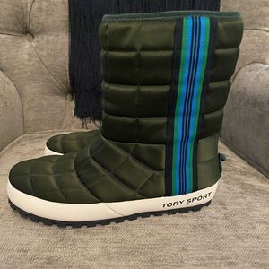 Tory Sport Moon Boots, worn only 1 time!
